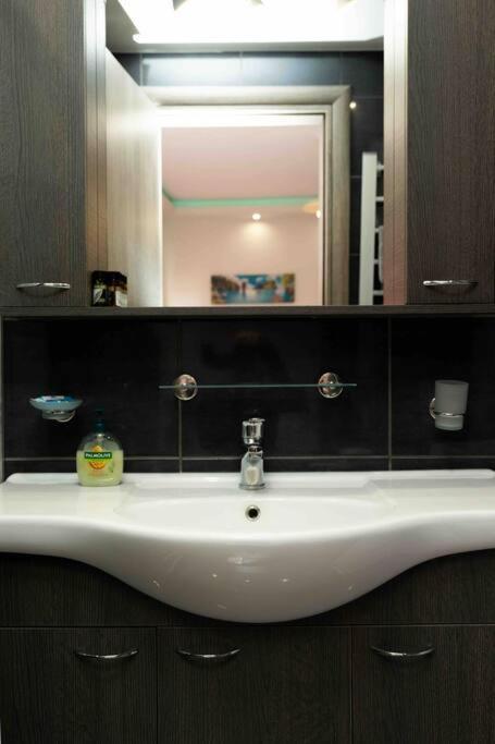 Luxury Studio In Downtown Salonic Exterior foto